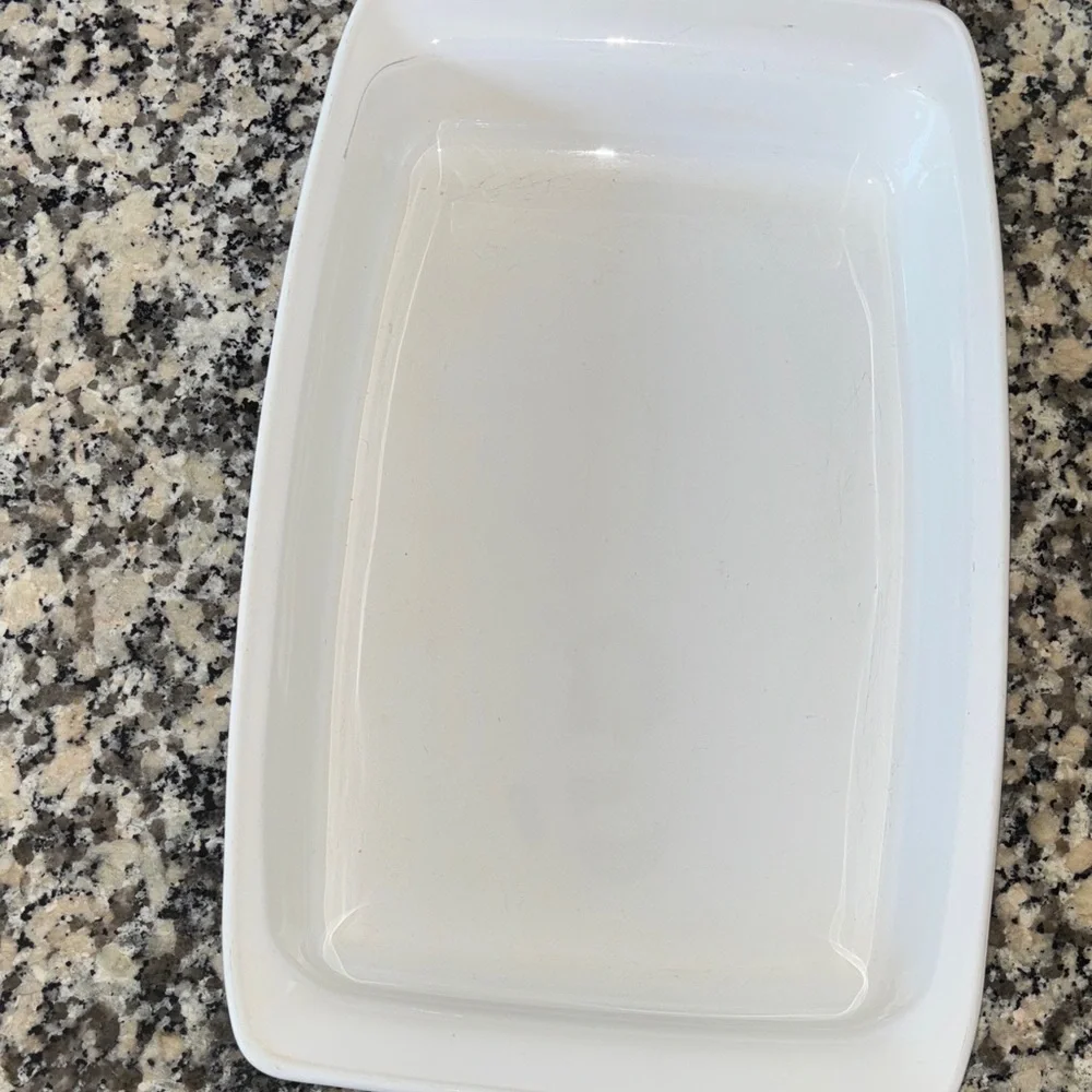 Vintage Corningware P-332 Blue Coneflower White 2 3/4 QT Baking Dish